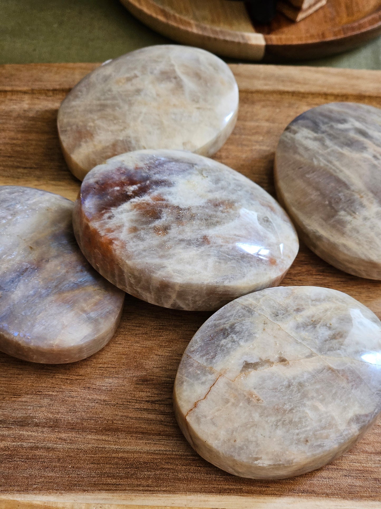 Moonstone / Sunstone Mix Palmstones