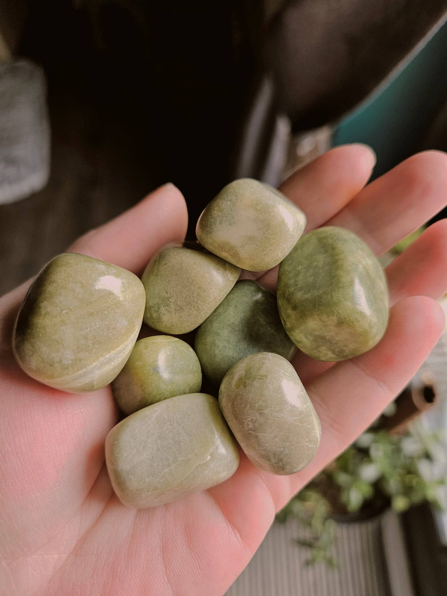 Serpentine Tumble Stone